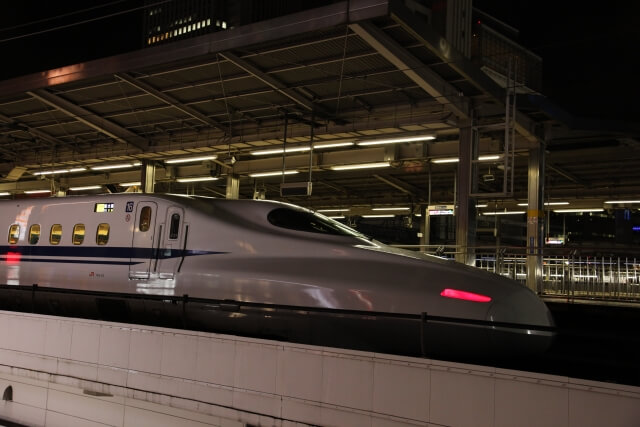 東海道新幹線 新大阪駅までの終電と乗り換え可能列車（2020年3月ダイヤ 